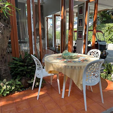 Warm White Hua Hin House Hotel Buitenkant foto