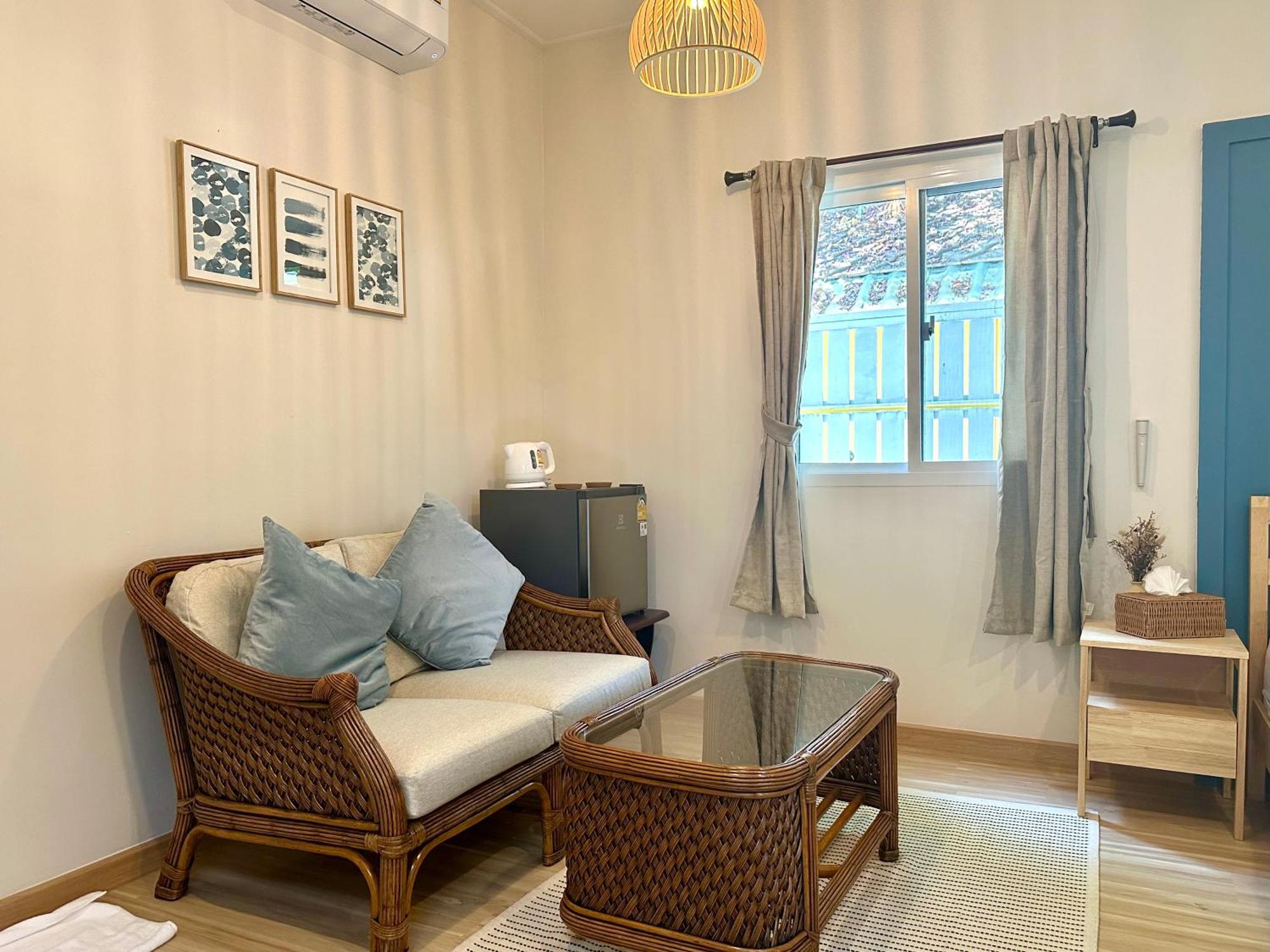 Warm White Hua Hin House Hotel Buitenkant foto